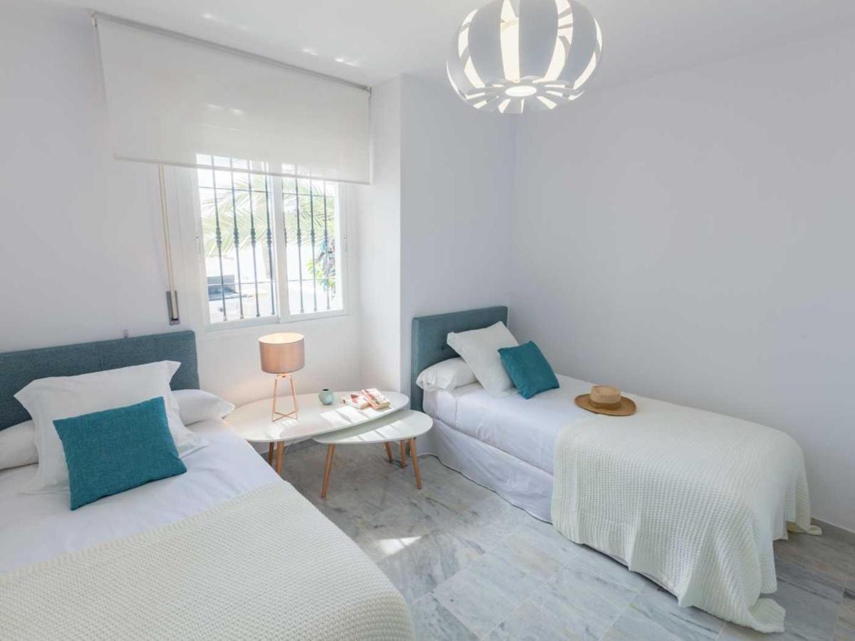 Vacation Marbella I Los Naranjos, Exquisite Penthouse Suite With Rooftop Terrace Bagian luar foto